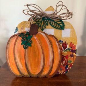 🎃 Decoupage Tabletop Pumpkin